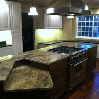 Cascade Kitchens - a kitchen with granite countertops - General Contractors Near Me - Tumwater, Washington Cascade Kitchens - a kitchen with granite countertops - General Contractors Near Me - Tumwater, Washington