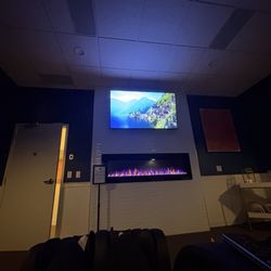 CLOVR School of Massage - Massage chairs - relaxing waiting area