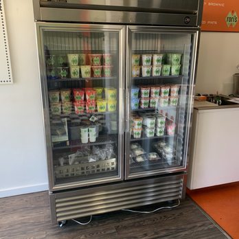 Rori's Artisanal Creamery - Ice Cream & Frozen Yogurt Near Me - Carpinteria, California Rori's Artisanal Creamery - Ice Cream & Frozen Yogurt Near Me - Carpinteria, California