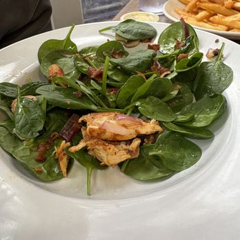 Eggcellent - Spinach salad with chicken. - Breakfast & Brunch Near Me - Lewes, Delaware