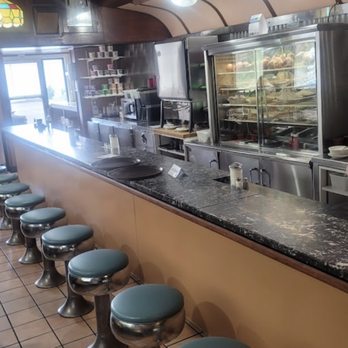 Billy's Pocono Diner - Old fashion stools and counter seating - Diners Near Me - Tannersville, Pennsylvania Billy's Pocono Diner - Old fashion stools and counter seating - Diners Near Me - Tannersville, Pennsylvania