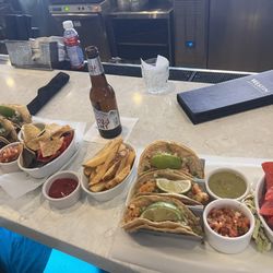 400 Park Bistro - Shrimp tacos