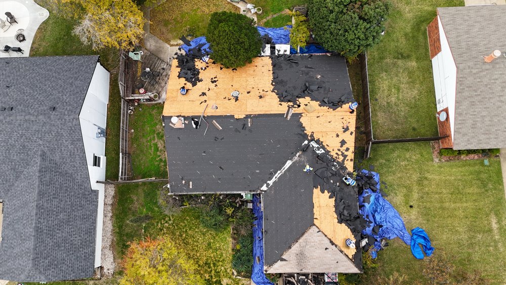 Slide of Golden Summit Roofing and Restoration