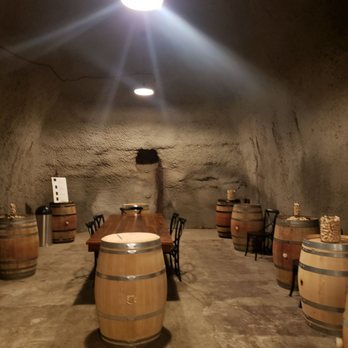 Maxville Winery - Wineries Near Me - St. Helena, California Maxville Winery - Wineries Near Me - St. Helena, California