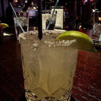 Puttshack - Oakbrook - Margarita - Mini Golf Near Me - Oak Brook, Illinois