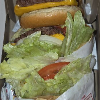 In-N-Out Burger - Burgers Near Me - Lebanon, Tennessee