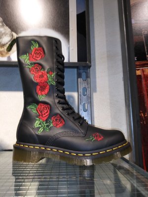 Dr. Martens Bedford Ave. by null