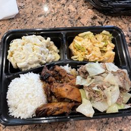 BBQ Chicken Plate/Kalua Pig & Cabbage Plate BBQ Chicken Plate/Kalua Pig & Cabbage Plate