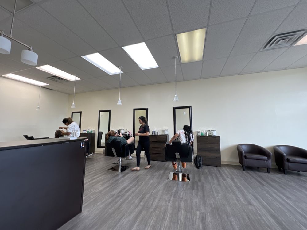 Angel Threading Logo