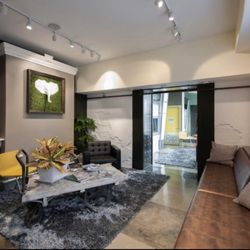 Certified Nails - Lobby