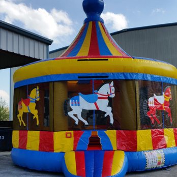 All About Fun Inflatables - Circus jumping fun, even has two horses inside - Bounce House Rentals Near Me All About Fun Inflatables - Circus jumping fun, even has two horses inside - Bounce House Rentals Near Me