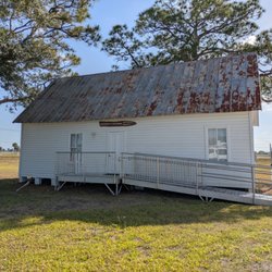 Okeechobee Historical Society - Okeechobee Historical Society and the Tantie School House #14 marker