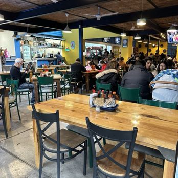 Colomitos Cocina del Mar - Interior - Seafood Near Me - Guadalajara, JAL Colomitos Cocina del Mar - Interior - Seafood Near Me - Guadalajara, JAL