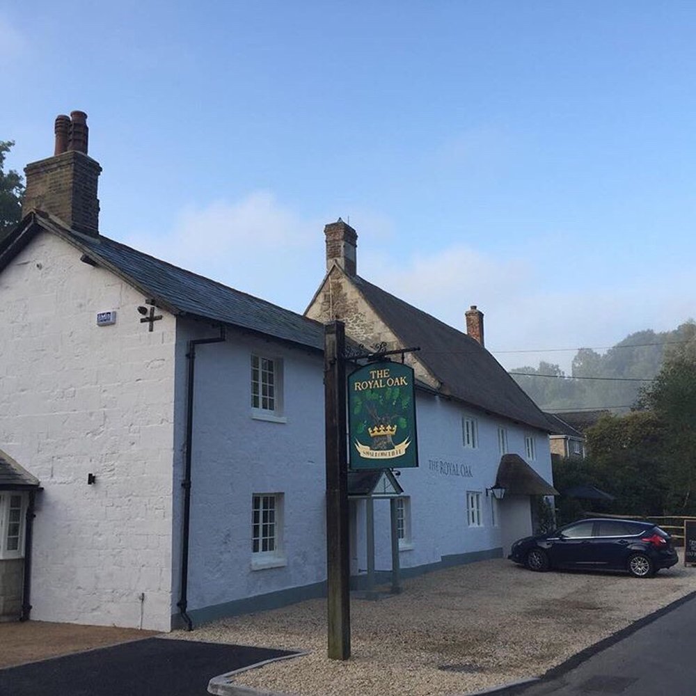 The Royal Oak - The Royal Oak - Pubs Near Me - Salisbury, WIL