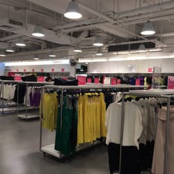 Club 21 Outlet - A lot of Calvin Klein clothing