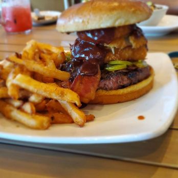The Oaks Kitchen & Bar - American Near Me - Katy, Texas