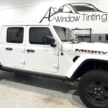 A’s Window Tinting - 22 Jeep Gladiator Mojave Windows tinted @ A's - Car Window Tinting Near Me - Waukegan, Illinois