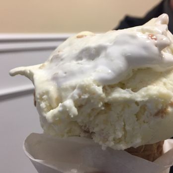 Scoops in Bloomfield - Banana Cream Pie. - Ice Cream & Frozen Yogurt Near Me - Pittsburgh, Pennsylvania Scoops in Bloomfield - Banana Cream Pie. - Ice Cream & Frozen Yogurt Near Me - Pittsburgh, Pennsylvania