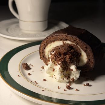 Spaghett - Chocolate Rolló - Italian Near Me - Charlotte, North Carolina Spaghett - Chocolate Rolló - Italian Near Me - Charlotte, North Carolina