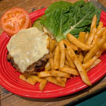 Bear & Crown - Pub burger - Pubs Near Me - Sacramento, California