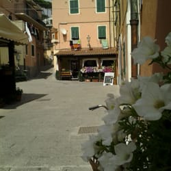 BAR La Freccia D'angelo - Centro storico in Porto Azzuro