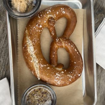 Vista Brewing - Warm Pretzel & Wasabi Pub Cheese - Breweries Near Me - Driftwood, Texas Vista Brewing - Warm Pretzel & Wasabi Pub Cheese - Breweries Near Me - Driftwood, Texas