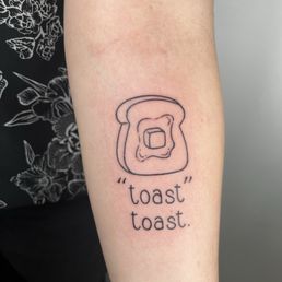 Tattoo Done by Maiah (@tennyotattoo on insta) Tattoo Done by Maiah (@tennyotattoo on insta)