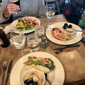Lobster Barn Pub & Eatery - Seafood Near Me - Victoria, Prince Edward Island Lobster Barn Pub & Eatery - Seafood Near Me - Victoria, Prince Edward Island