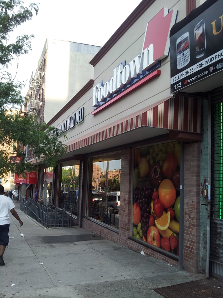 FOODTOWN Updated October 2024 126 Featherbed Ln, Bronx, New York