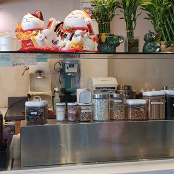 Salju Dessert - Where the magic of assembling snow and toppings take place - Desserts Near Me - Alhambra, California Salju Dessert - Where the magic of assembling snow and toppings take place - Desserts Near Me - Alhambra, California
