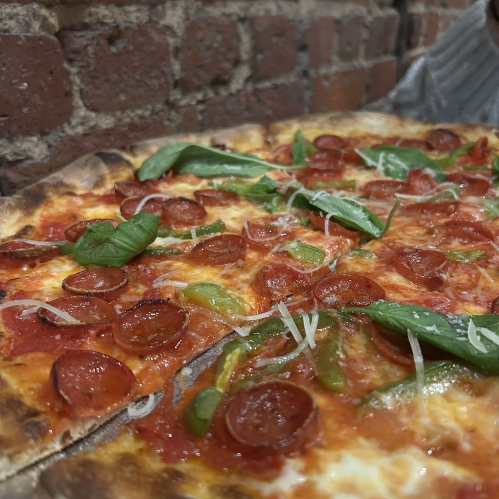 Oakwood Pizza Box - pepperoni and pepper pizza - Pizza Near Me - Raleigh, North Carolina