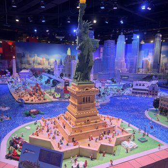 Lego Discovery Center - Toy Stores Near Me - East Rutherford, New Jersey Lego Discovery Center - Toy Stores Near Me - East Rutherford, New Jersey