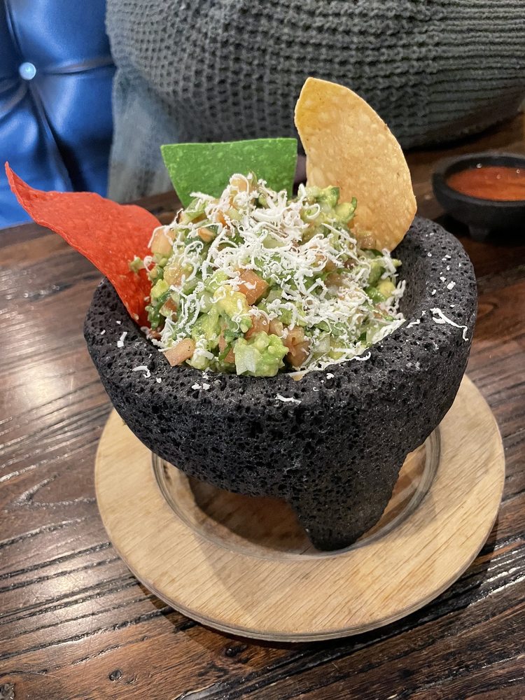 El Mezcal Grill Logo