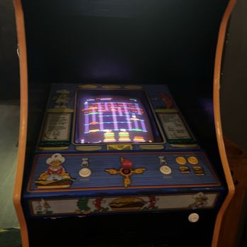 GameCraft Arcade - Arcades Near Me - Southington, Connecticut
