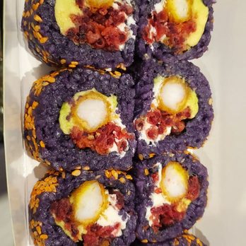 Sushi Roll - Zombie Roll - Sushi Bars Near Me - México, D.F., DIF Sushi Roll - Zombie Roll - Sushi Bars Near Me - México, D.F., DIF
