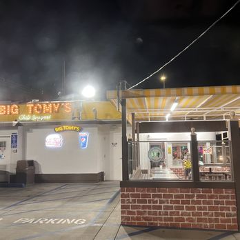 Big Tomy's - Burgers Near Me - Los Angeles, California