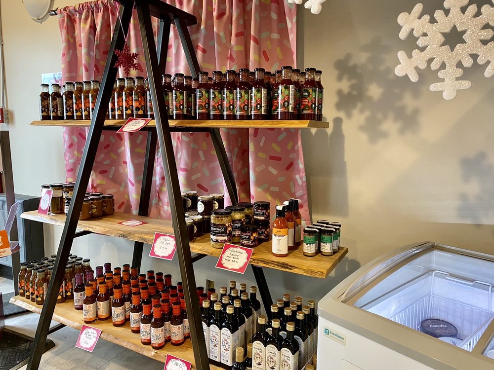 CONFETTI SWEETS Updated September 2024 66 Photos & 25 Reviews 6