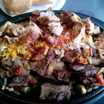 Denny's - Prime rib and chicken skillet - American Near Me - Deming, New Mexico