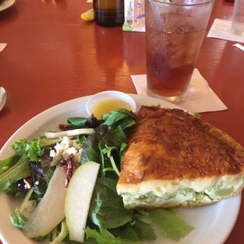 Sarah’s On the Square - American Near Me - Gainesville, Texas Sarah’s On the Square - American Near Me - Gainesville, Texas