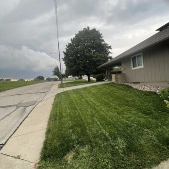 SRK Mowing - Lawn Services Near Me SRK Mowing - Lawn Services Near Me