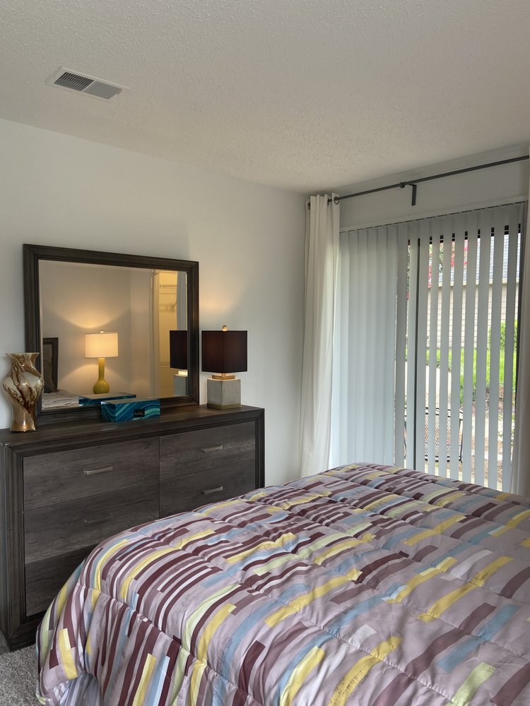 HAYWOOD POINTE APARTMENTS Updated October 2024 22 Photos 1175 Haywood Rd, Greenville