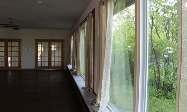 Stone Wave Yoga by null