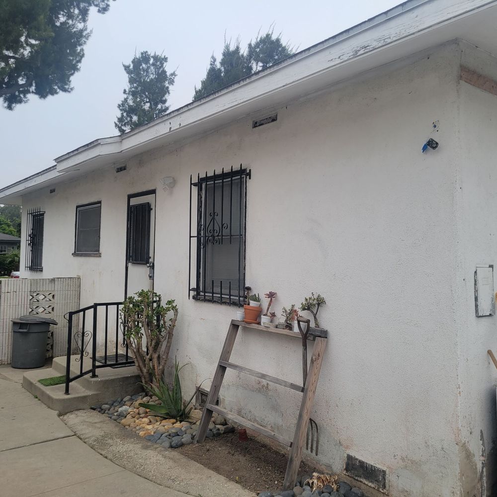 Efficient Construction - Roofing Near Me - Gardena, California