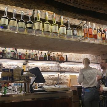 Chez Fernand - Interiors - French Near Me - Paris, 75