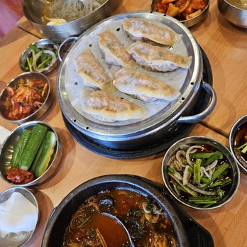 LEE GA - mulnengmyun $16.99...kimchi dumpling $12.99...leega gukbap $14.99 - Korean Near Me - Los Angeles, California LEE GA - mulnengmyun $16.99...kimchi dumpling $12.99...leega gukbap $14.99 - Korean Near Me - Los Angeles, California