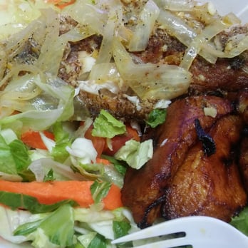 Coconutz Fusion Cafe - Lunch - escovich red snapper, steam veggies, plantain, & salad. Yum. - Caribbean Near Me - Miramar, Florida Coconutz Fusion Cafe - Lunch - escovich red snapper, steam veggies, plantain, & salad. Yum. - Caribbean Near Me - Miramar, Florida