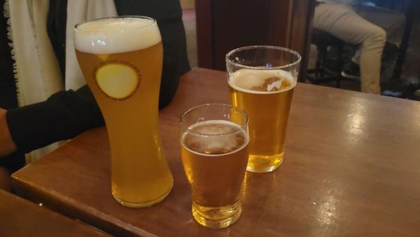 Crown & Anchor by null