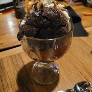 Lost Province Brewing - Brownie cookie sundae - Pizza Near Me - Boone, North Carolina