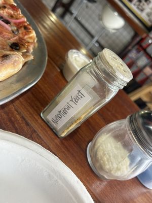 Gianni's Pizza by null