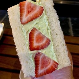Strawberry and Matcha Cream Sando